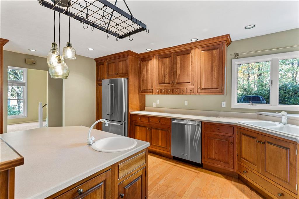 208 Grange Road Rochester, PA 15074 - Photo 6 of 23