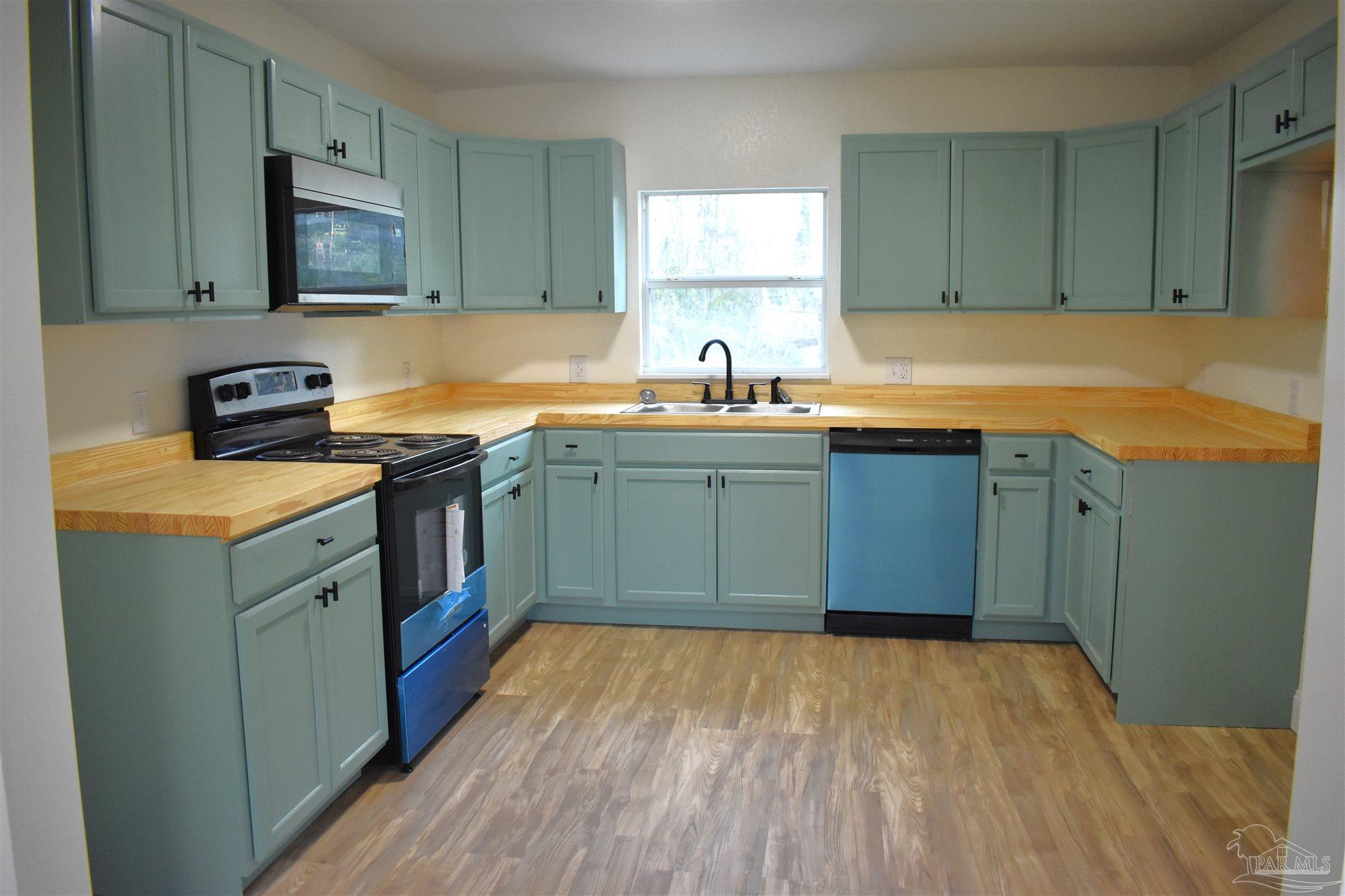 121 Molino Road Molino, FL 32577 - Photo 5 of 14 Gallery Image 5