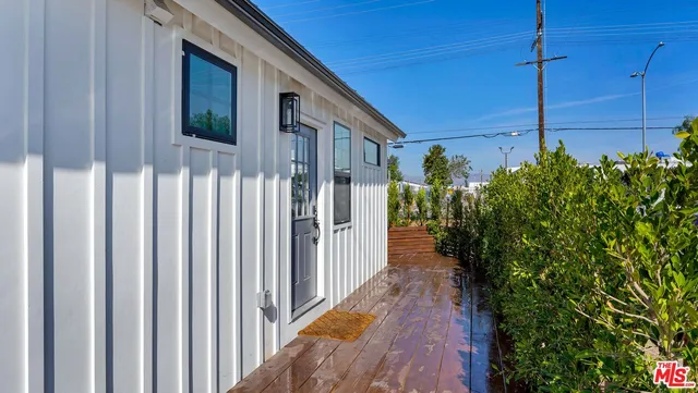 $2,200 | 6761 Case Avenue, North Hollywood, CA 91606