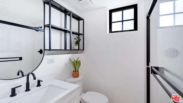 $2,200 | 6761 Case Avenue, North Hollywood, CA 91606