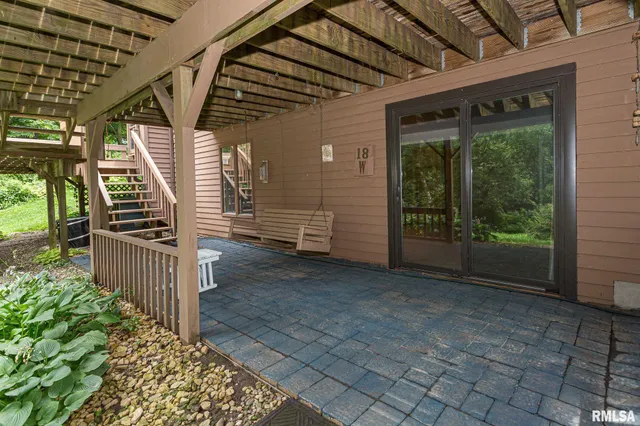 $380,000 | 28018 230th Street, Le Claire, IA 52753