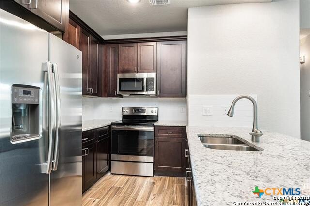 3067 View Ridge Drive, Unit 3 Spring Branch, TX 78070 - Photo 3 of 24