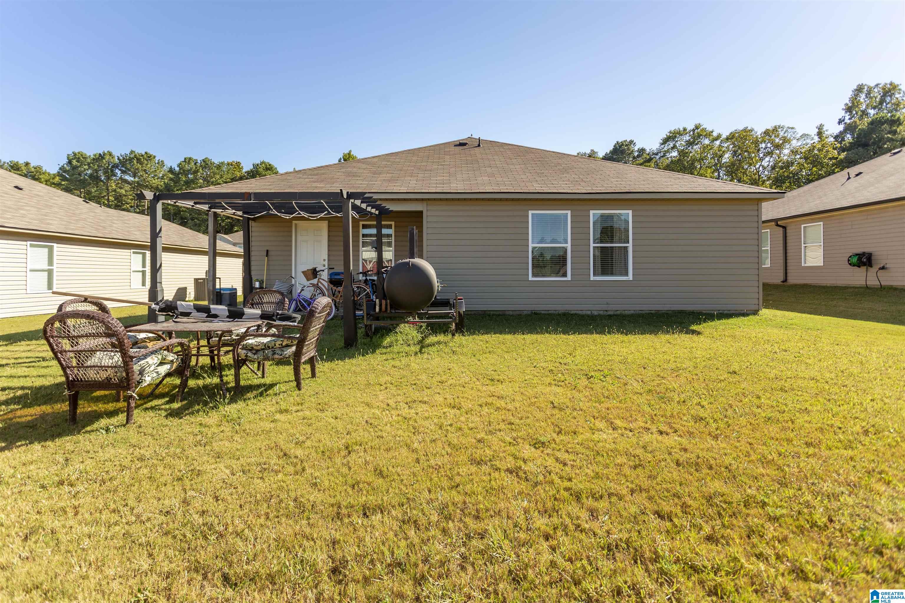 224 Hampton Drive Calera, AL 35040 - Photo 9 of 35