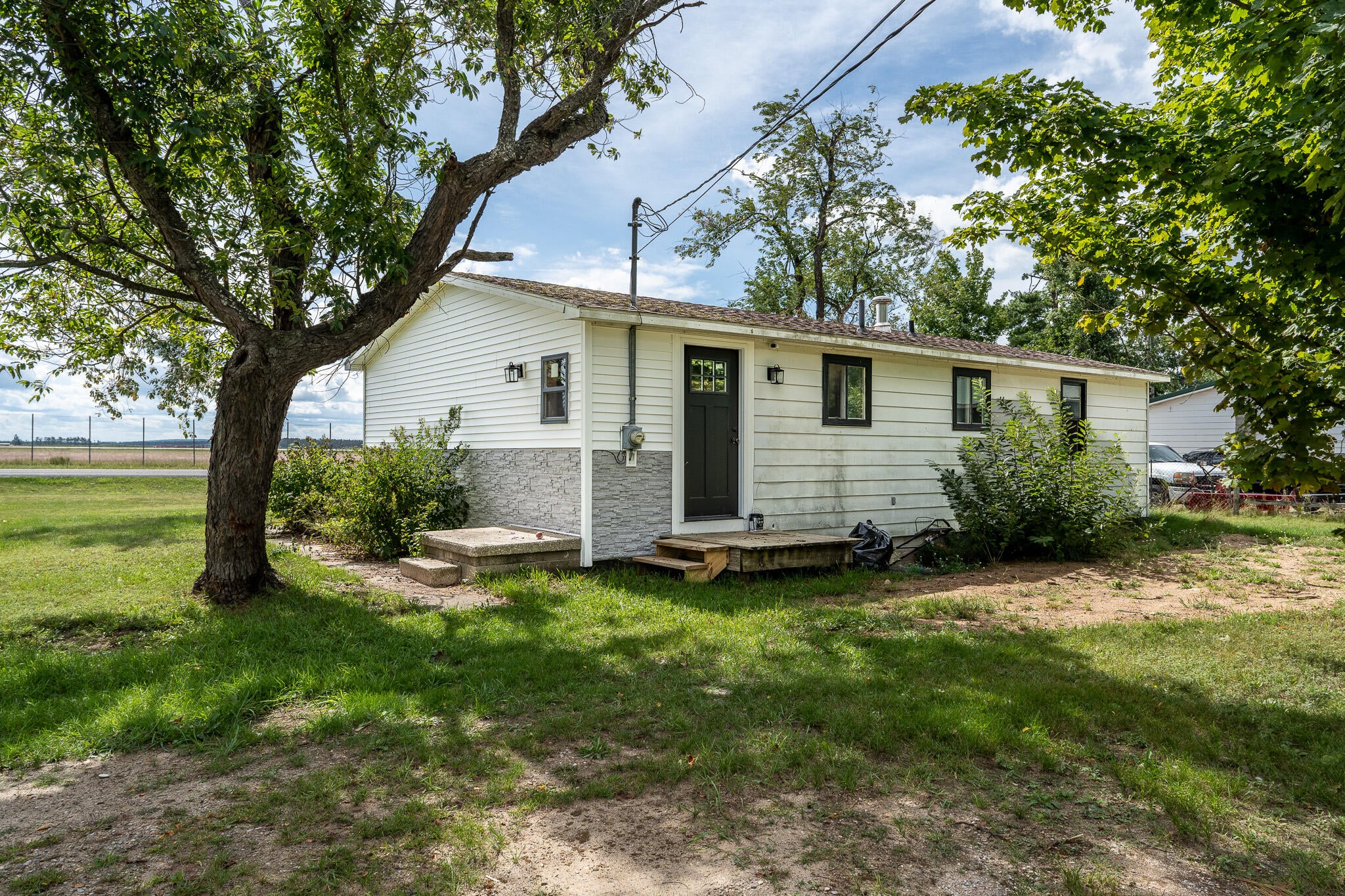 1598 Van Tyle Road Gaylord, MI 49735 - Photo 19 of 27 Gallery Image 19