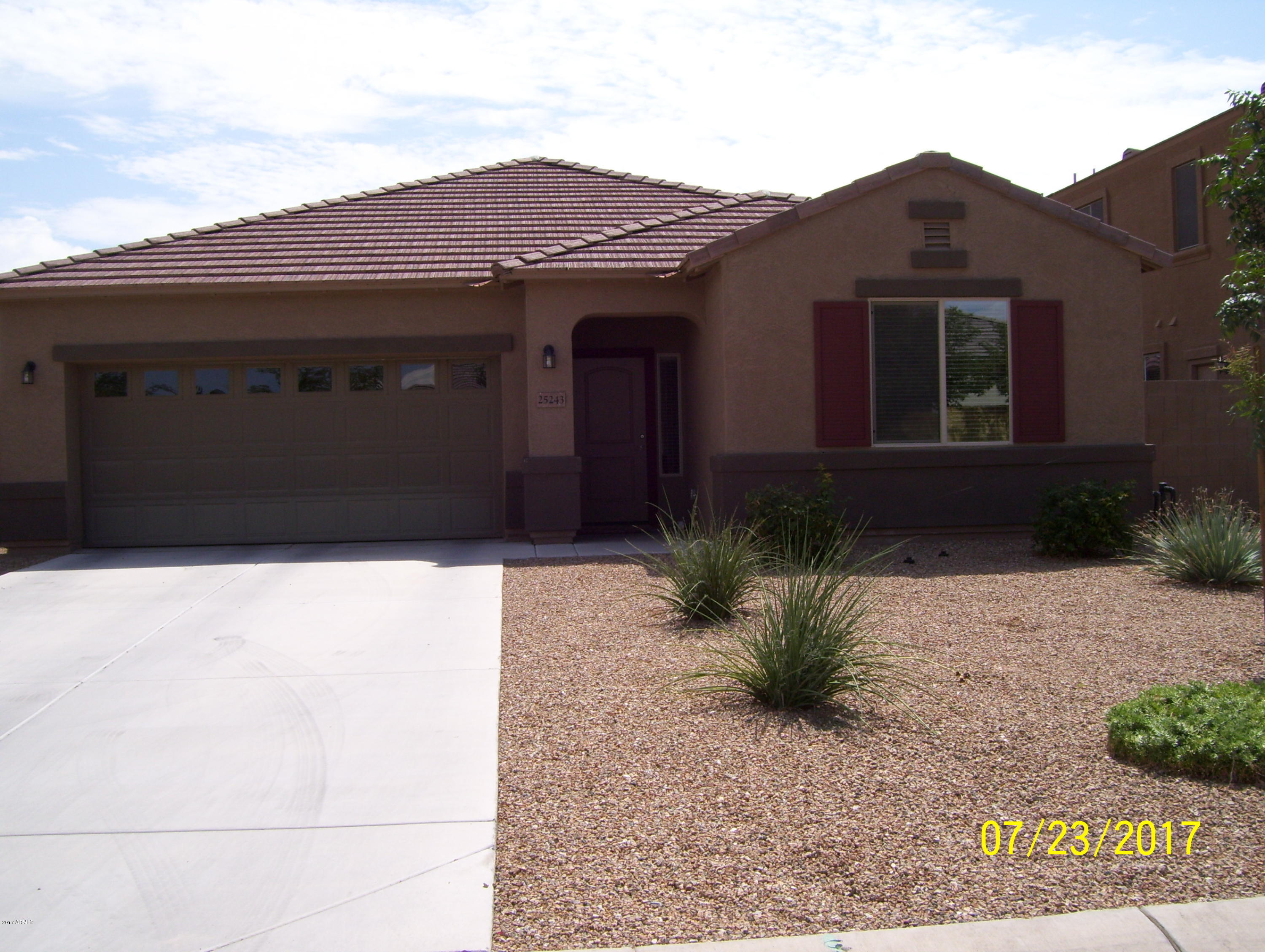 25243 North Boreas Road Florence, AZ 85132 - Photo 1 of 26 1-house front