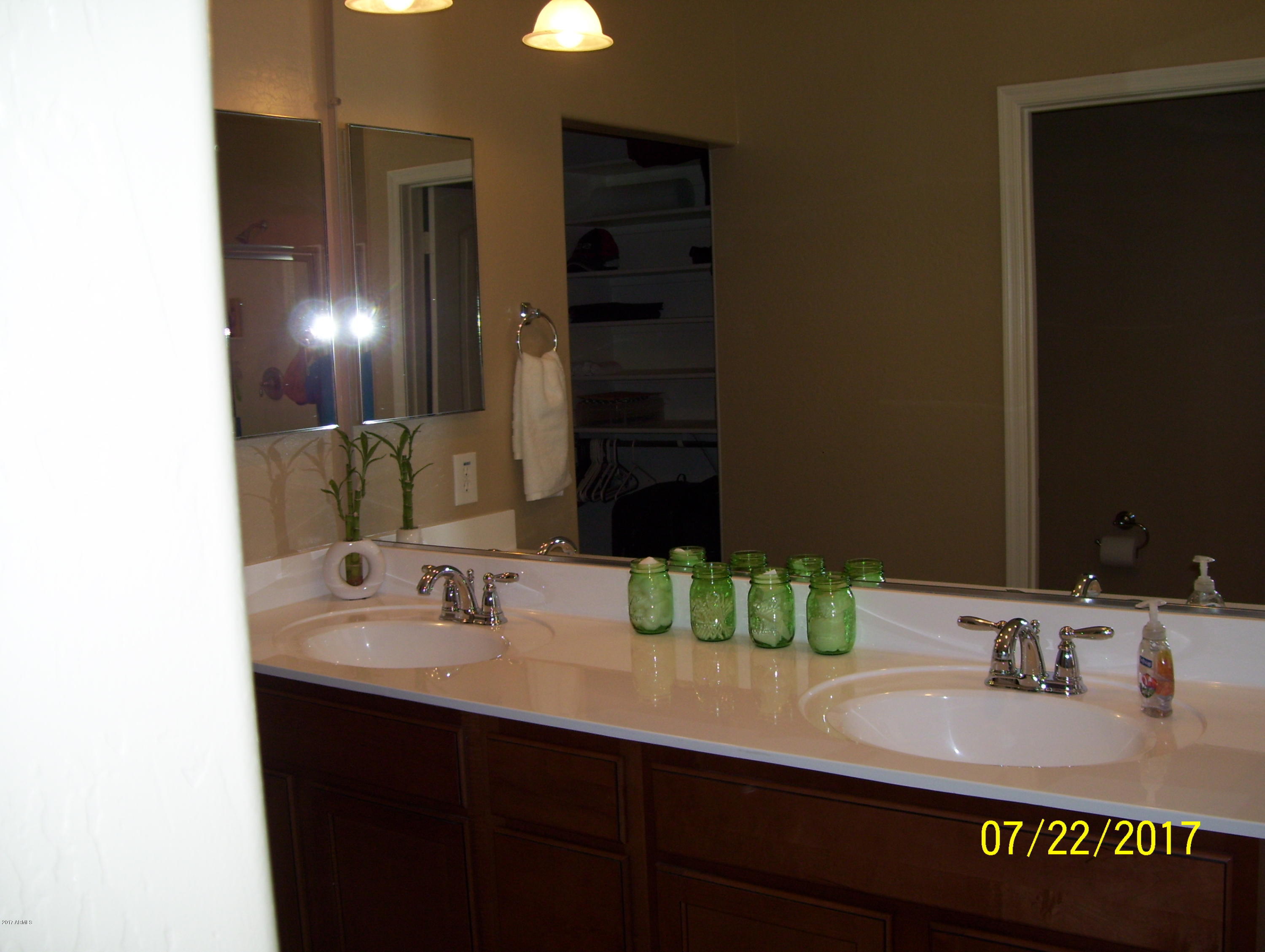 25243 North Boreas Road Florence, AZ 85132 - Photo 17 of 26 18-master bath #1