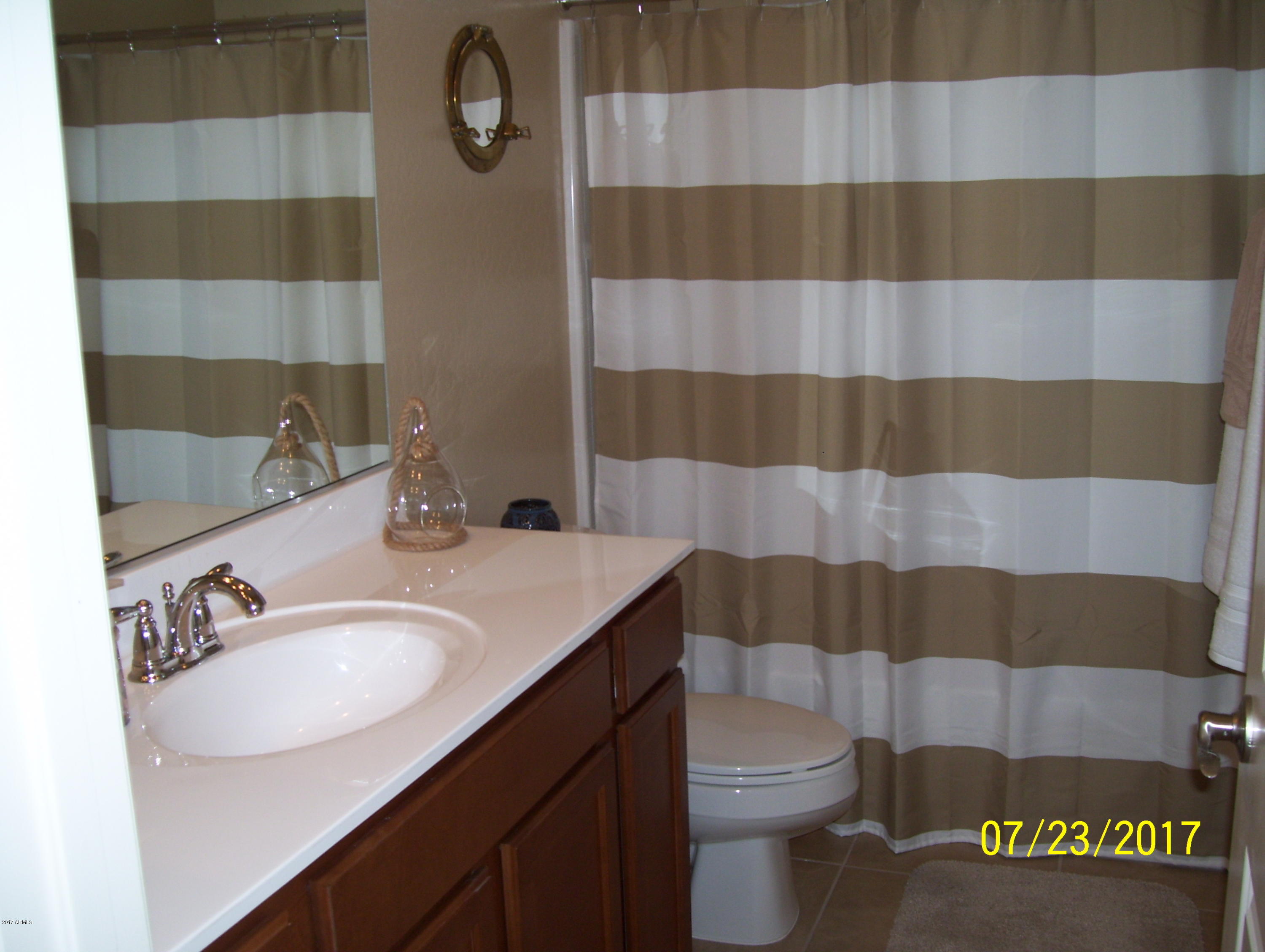 25243 North Boreas Road Florence, AZ 85132 - Photo 20 of 26 21-full front bedroom bath