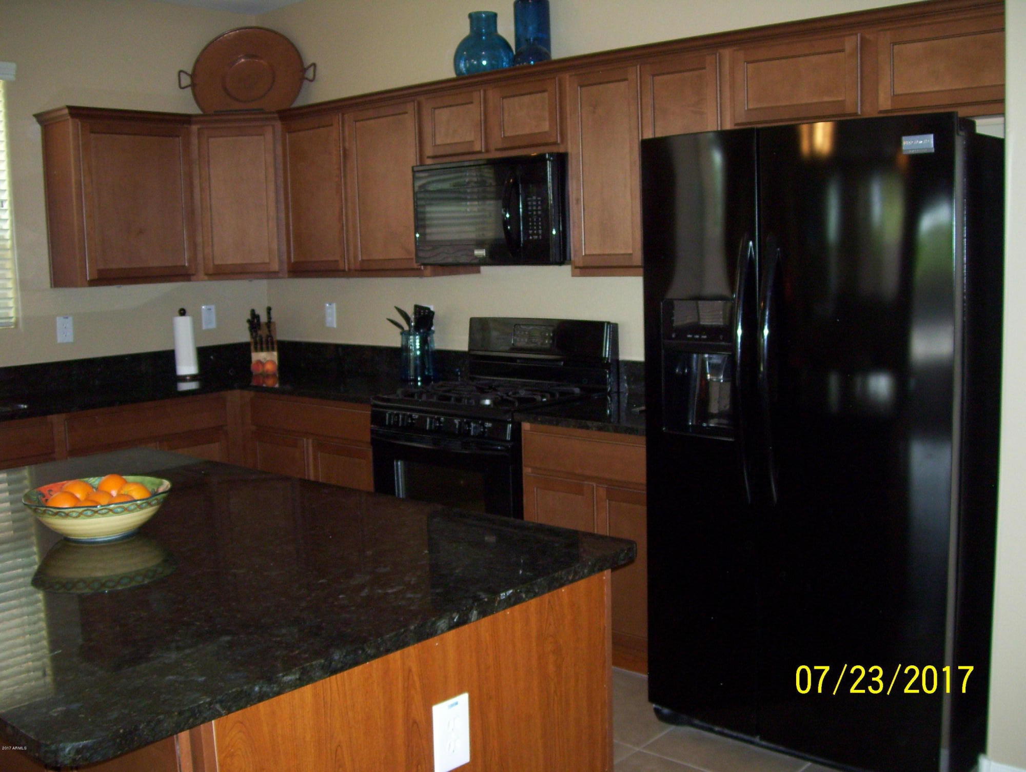 25243 North Boreas Road Florence, AZ 85132 - Photo 5 of 26 5-kitchen