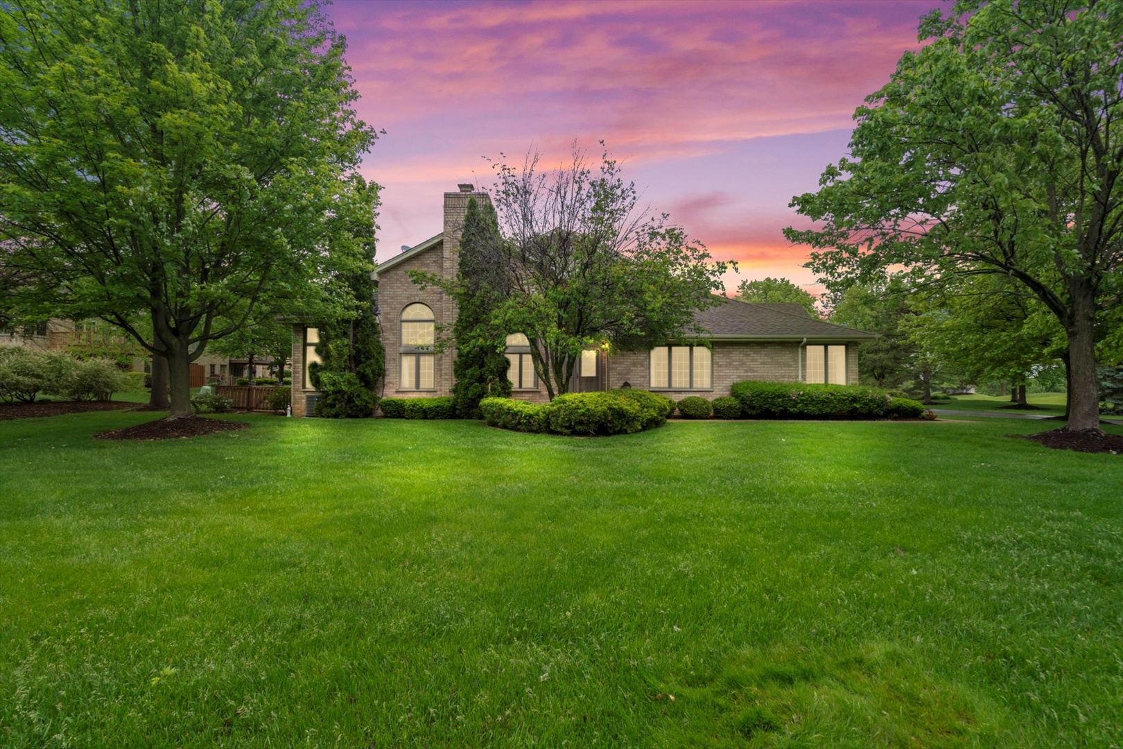 16 Pine Needles Drive Lemont, IL 60439 - Photo 11 of 47