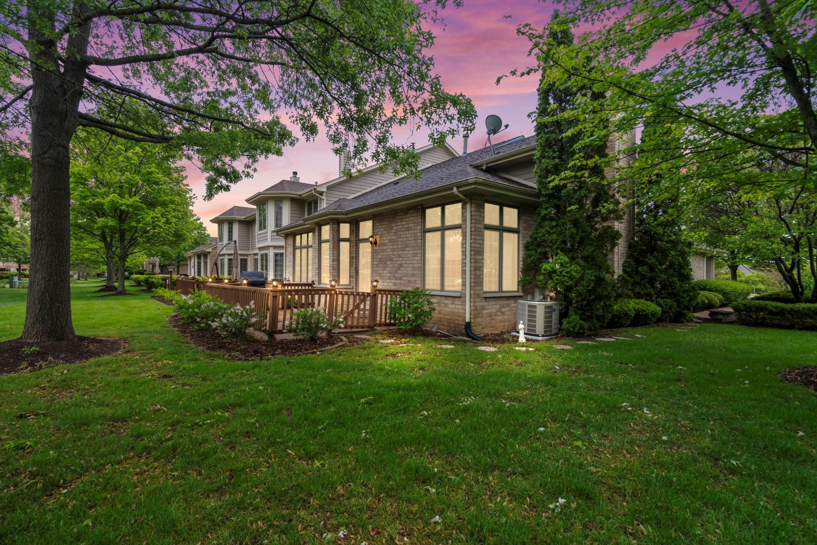 16 Pine Needles Drive Lemont, IL 60439 - Photo 14 of 47