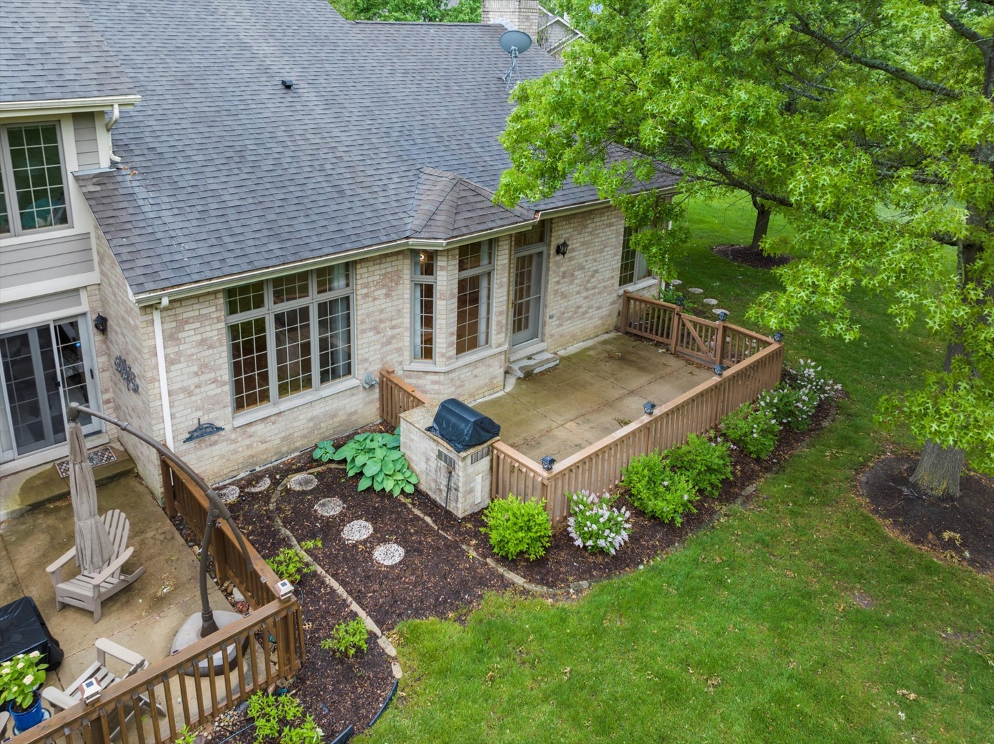 16 Pine Needles Drive Lemont, IL 60439 - Photo 18 of 47