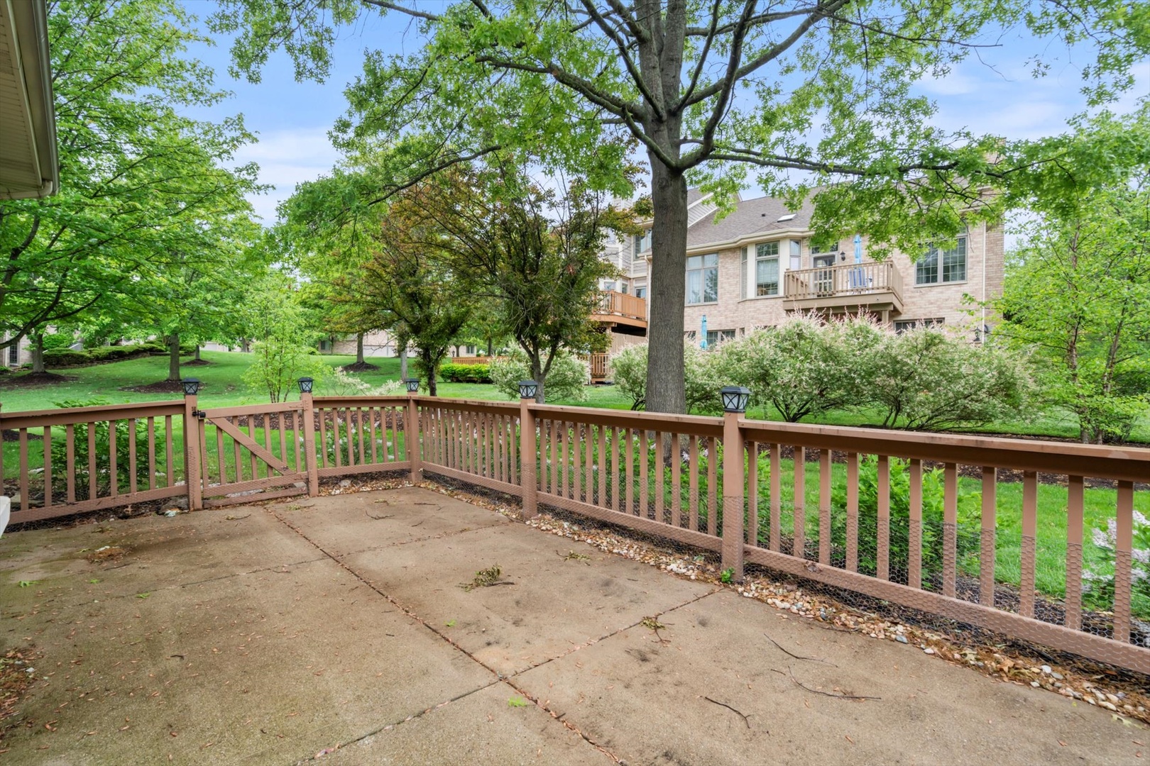 16 Pine Needles Drive Lemont, IL 60439 - Photo 20 of 47