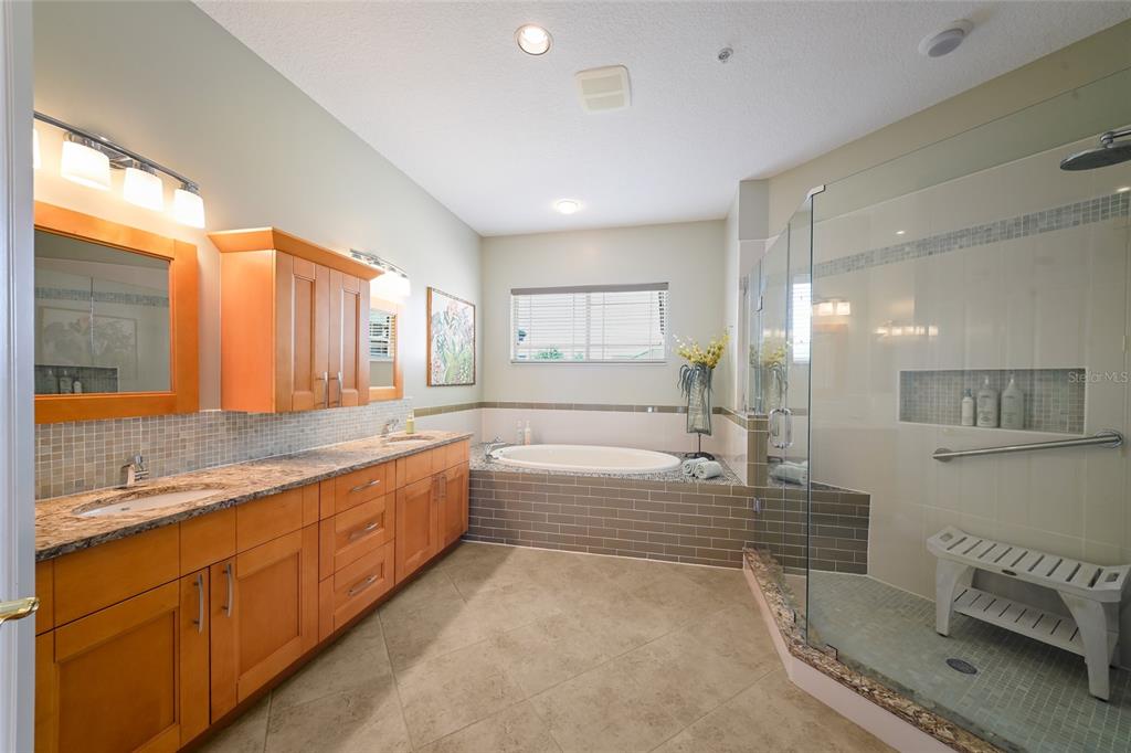 6435 Moorings Point Circle, Unit 201 Lakewood Ranch, FL 34202 - Photo 31 of 65