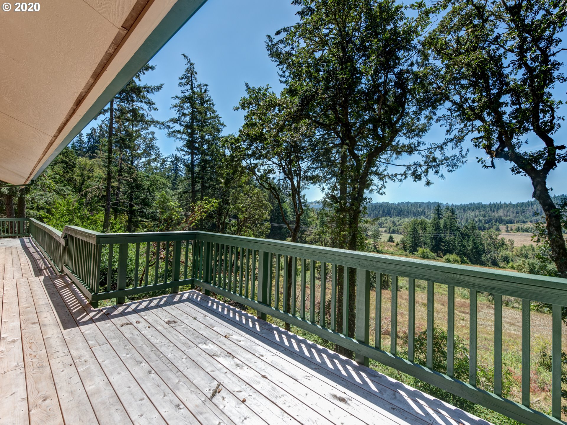 29175 Gimpl Hill Road Eugene, OR 97402 - Photo 16 of 32 Gallery Image 16