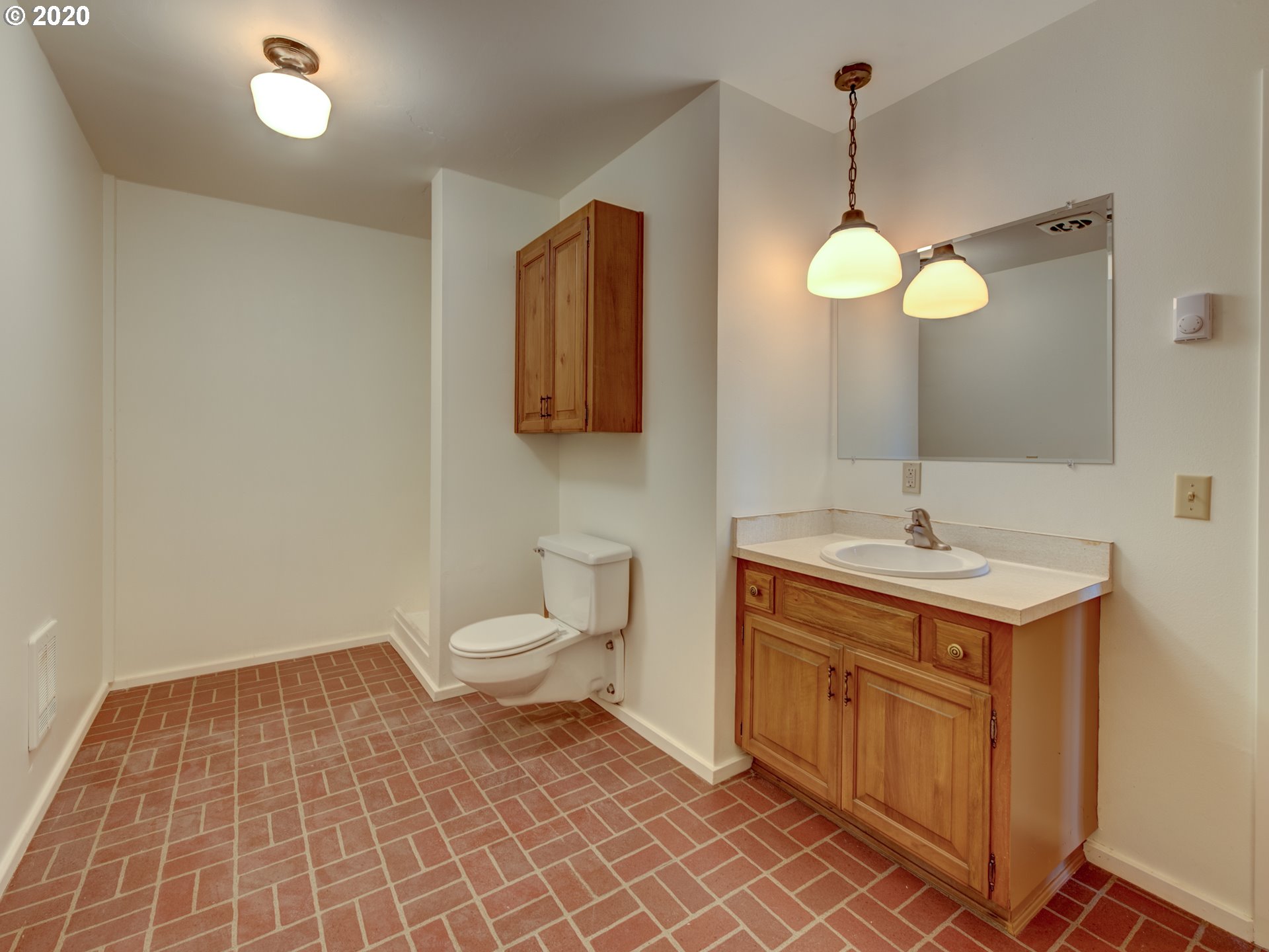 29175 Gimpl Hill Road Eugene, OR 97402 - Photo 22 of 32 Gallery Image 22