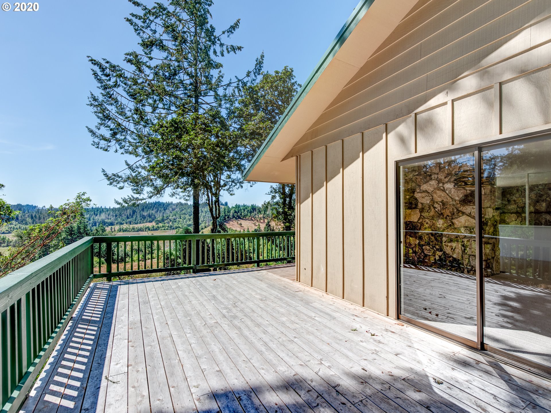 29175 Gimpl Hill Road Eugene, OR 97402 - Photo 27 of 32 Gallery Image 27