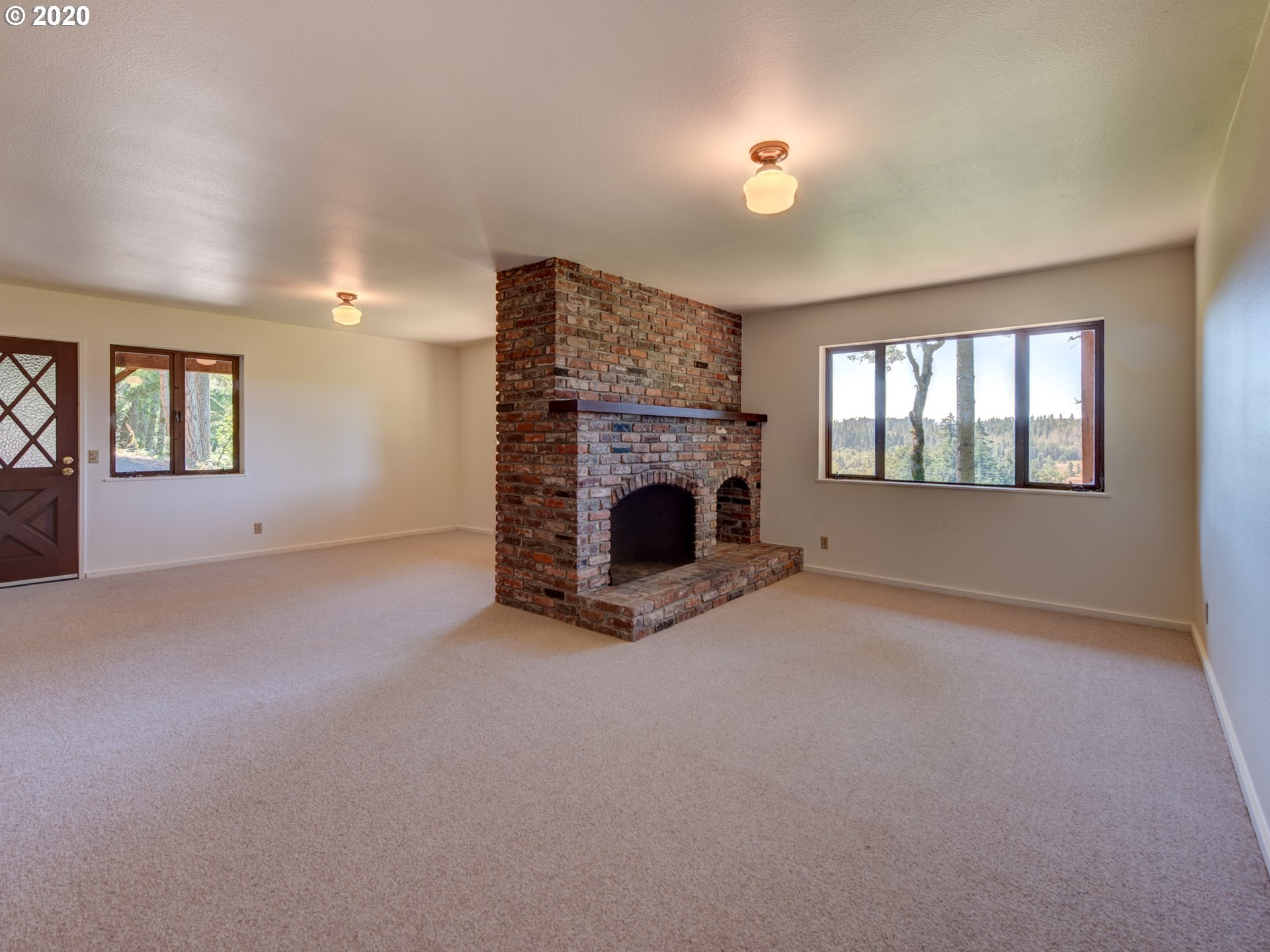 29175 Gimpl Hill Road Eugene, OR 97402 - Photo 10 of 32 Gallery Image 10