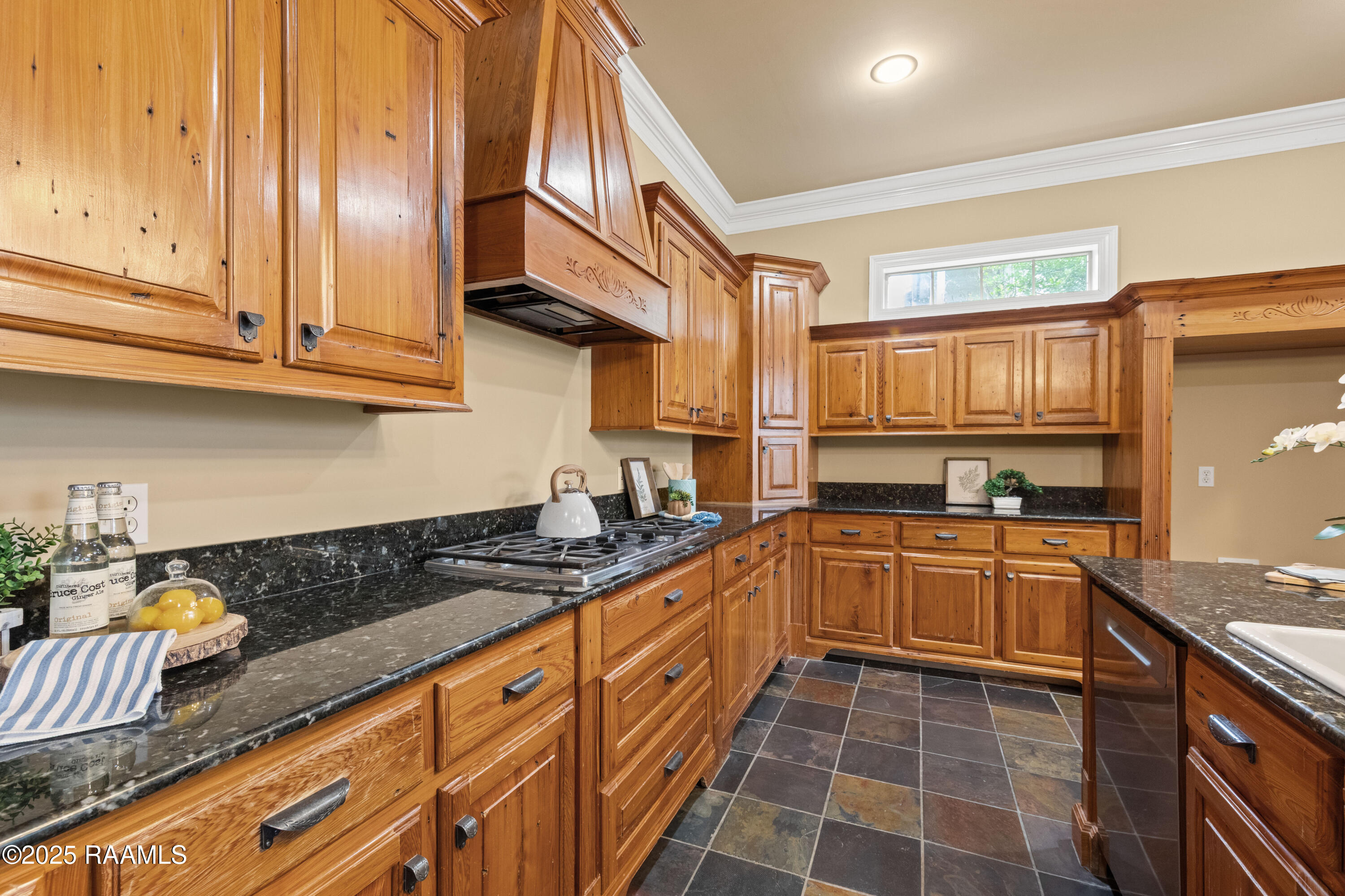 100 Carrollton Circle Lafayette, LA 70503 - Photo 13 of 48 100Carrolton-39