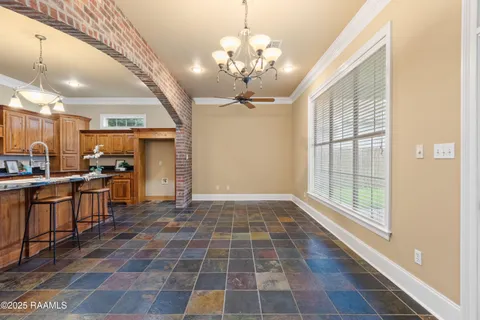 $575,000 | 100 Carrollton Circle, Lafayette, LA 70503