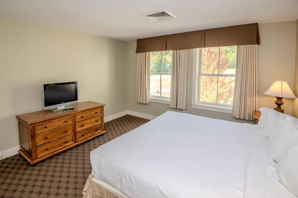 $169,999 | 705-707 Qtr I V Adams House, Ludlow, VT 05149