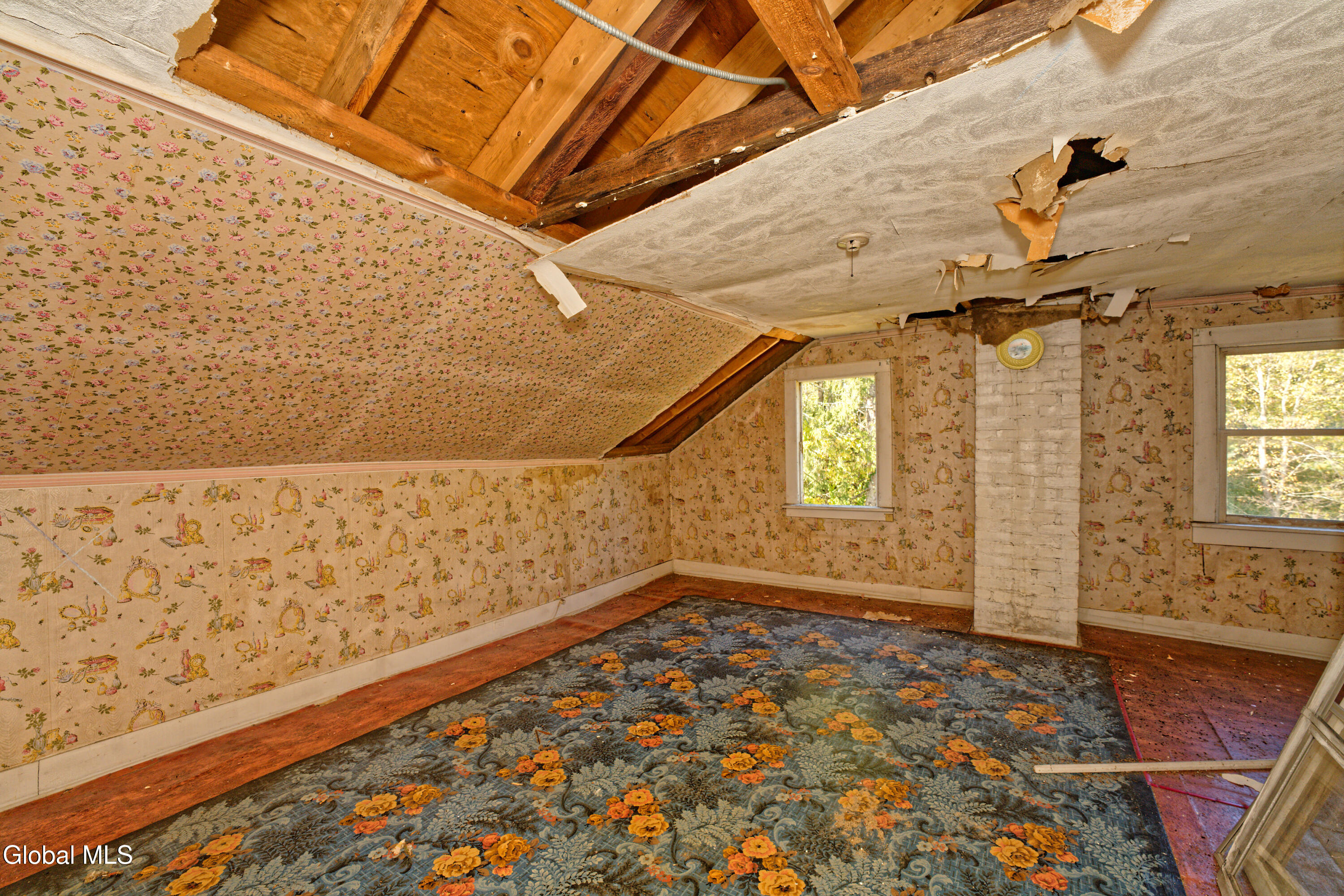 86 Fuller Road Corinth, NY 12822 - Photo 15 of 17 2 Inside 18