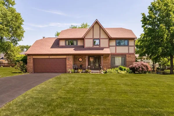 $375,000 | 10233 North Crosset Hill Drive, Pickerington, OH 43147