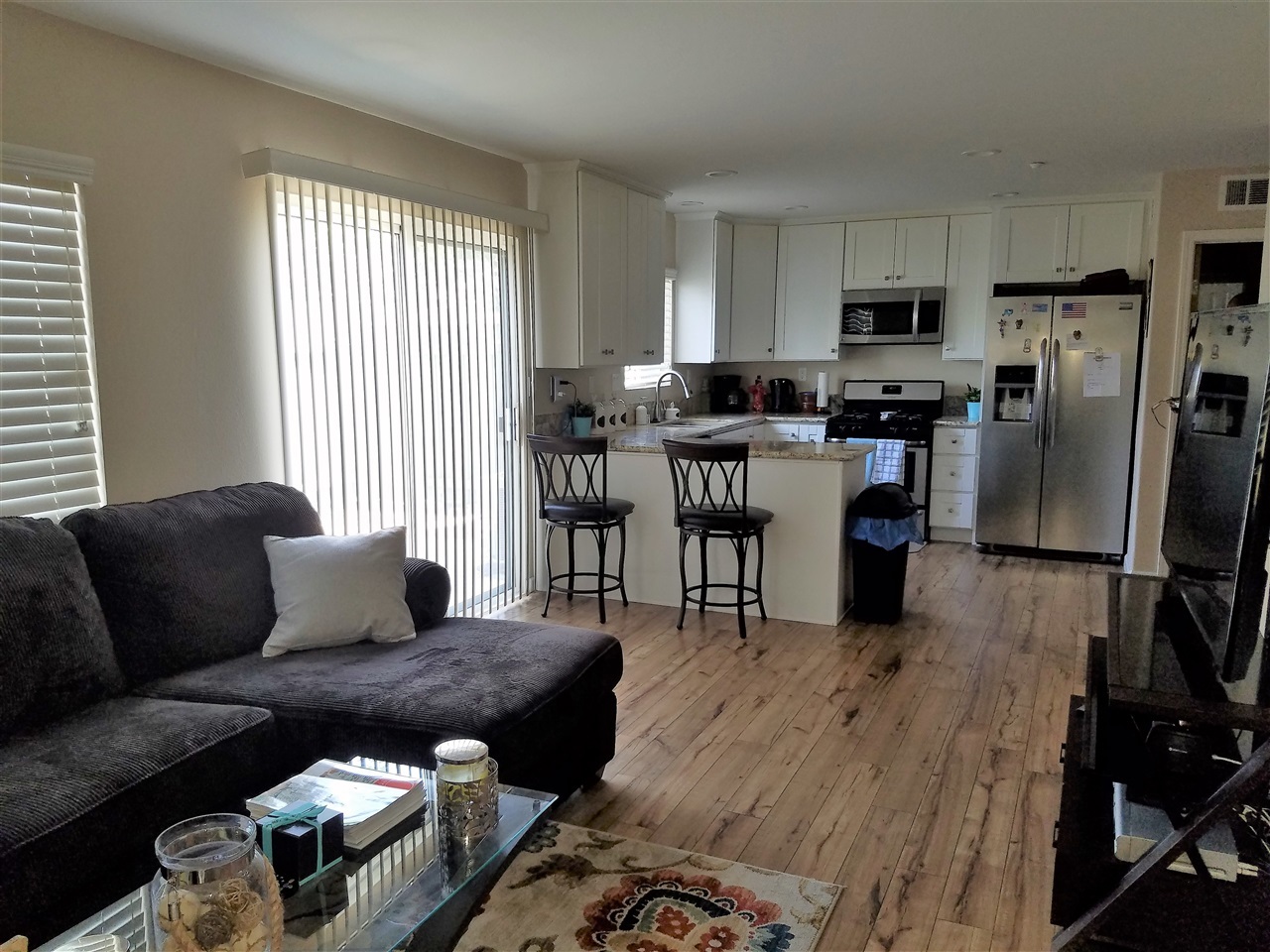 2043 Sweetwater Road, Unit B Spring Valley, CA 91977 - Photo 4 of 12 Gallery Image 4