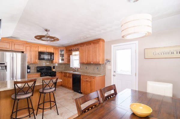 5 West Vanston Road Stoughton, MA 02072 - Photo 4 of 30 Gallery Image 4