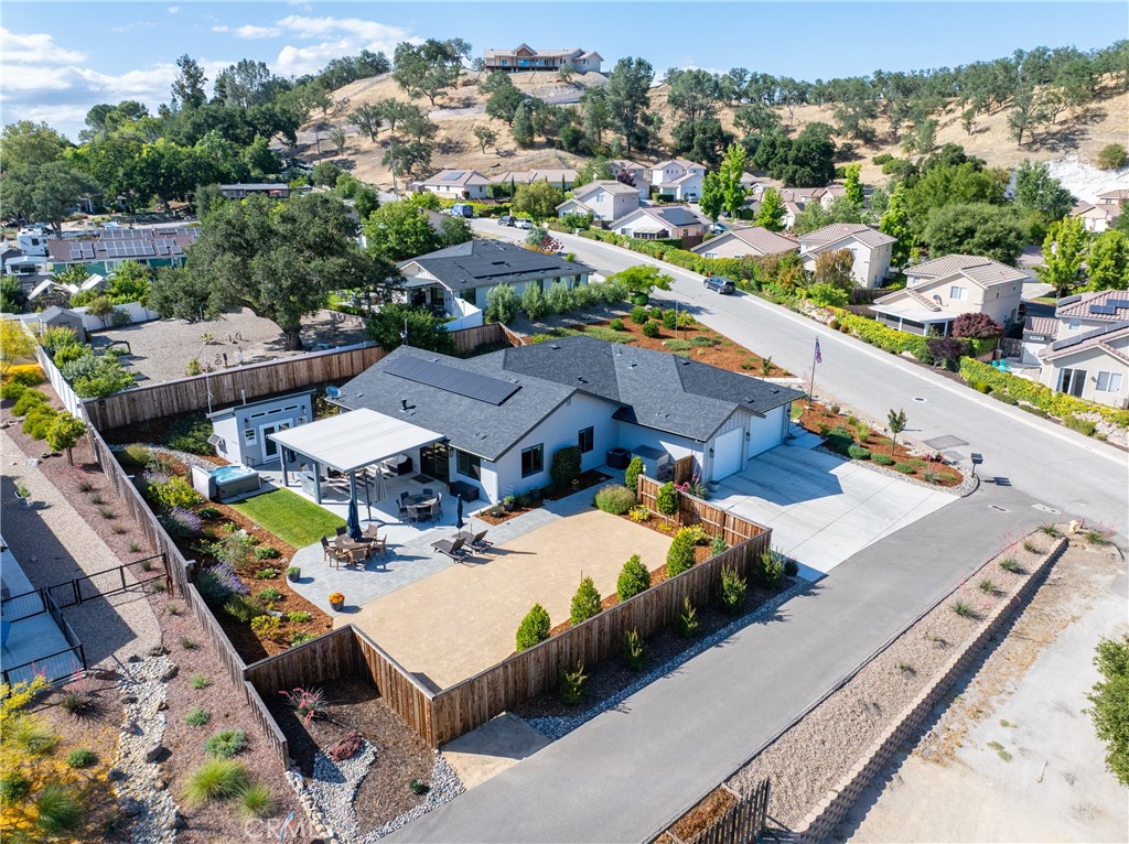 8550 El Corte Road Atascadero, CA 93422 - Photo 66 of 72 a view of a terrace with sitting area
