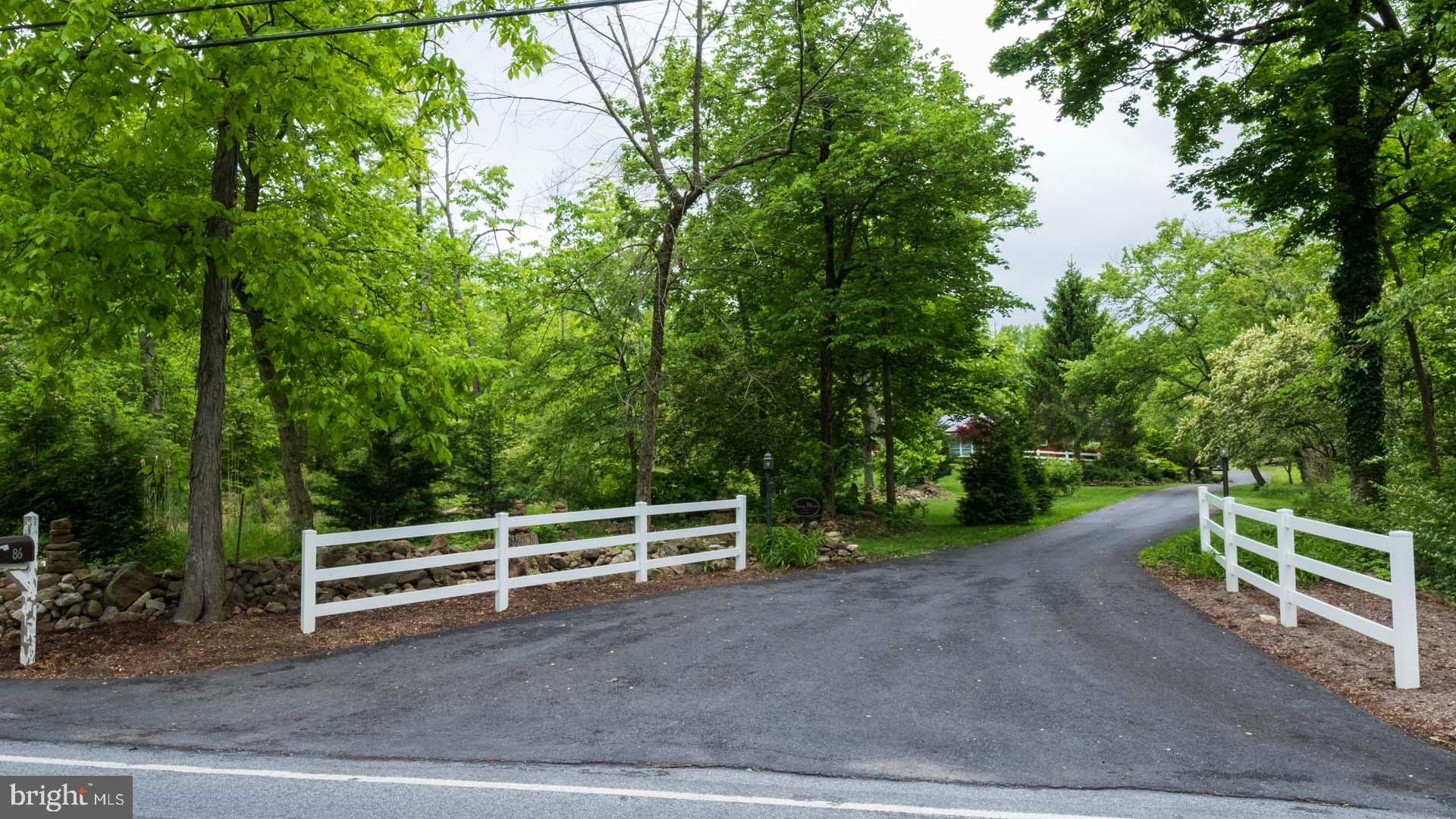 86 Antietam Road Temple, PA 19560 - Photo 14 of 49 Driveway entrance