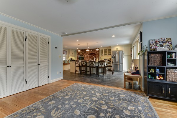 122 Haynes Road Sudbury, MA 01776 - Photo 10 of 26 Gallery Image 10