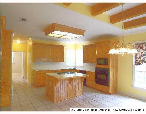 1638 Ridgeland Drive Baton Rouge, LA 70810 - Photo 4 of 8 Gallery Image 4