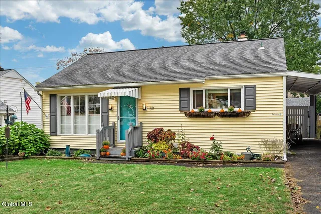$285,000 | 39 Buell Street, Albany, NY 12206