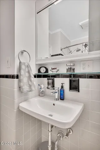 $285,000 | 39 Buell Street, Albany, NY 12206