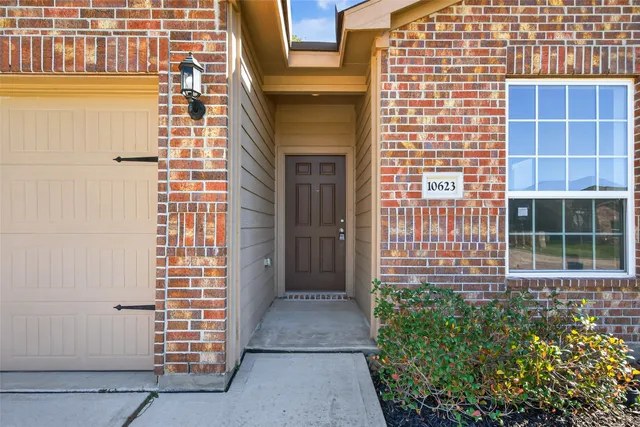 $1,750 | 10623 Lost Maples Drive, Cleveland, TX 77328