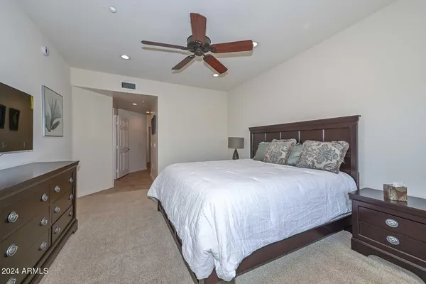 $3,650 | 33550 North Dove Lakes Drive, Unit 2041, Cave Creek, AZ 85331