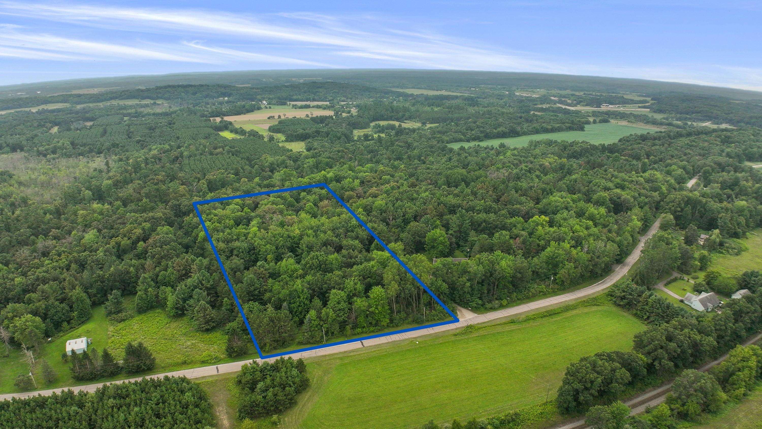 Larson Road Waupaca, WI 54981 - Photo 1 of 1 Gallery Image 1
