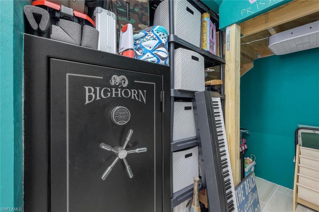 1284 Kendari Terrace Naples, FL 34113 - Photo 20 of 31