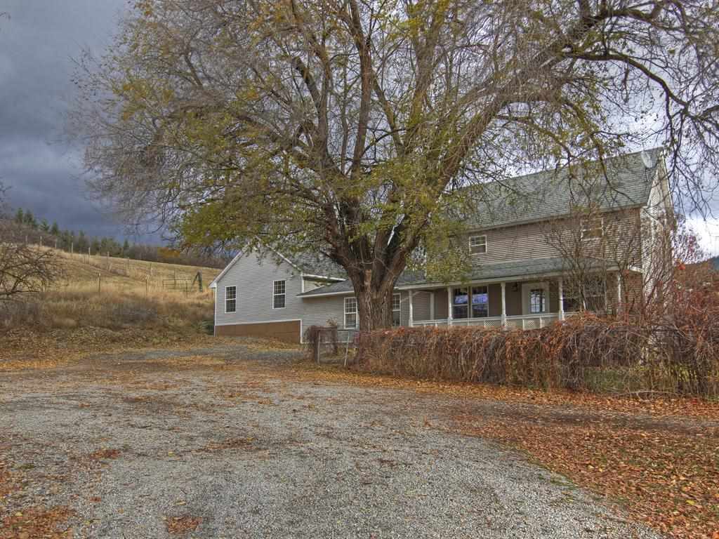15525 East Macmahan Road Spokane, WA 99217 - Photo 1 of 20