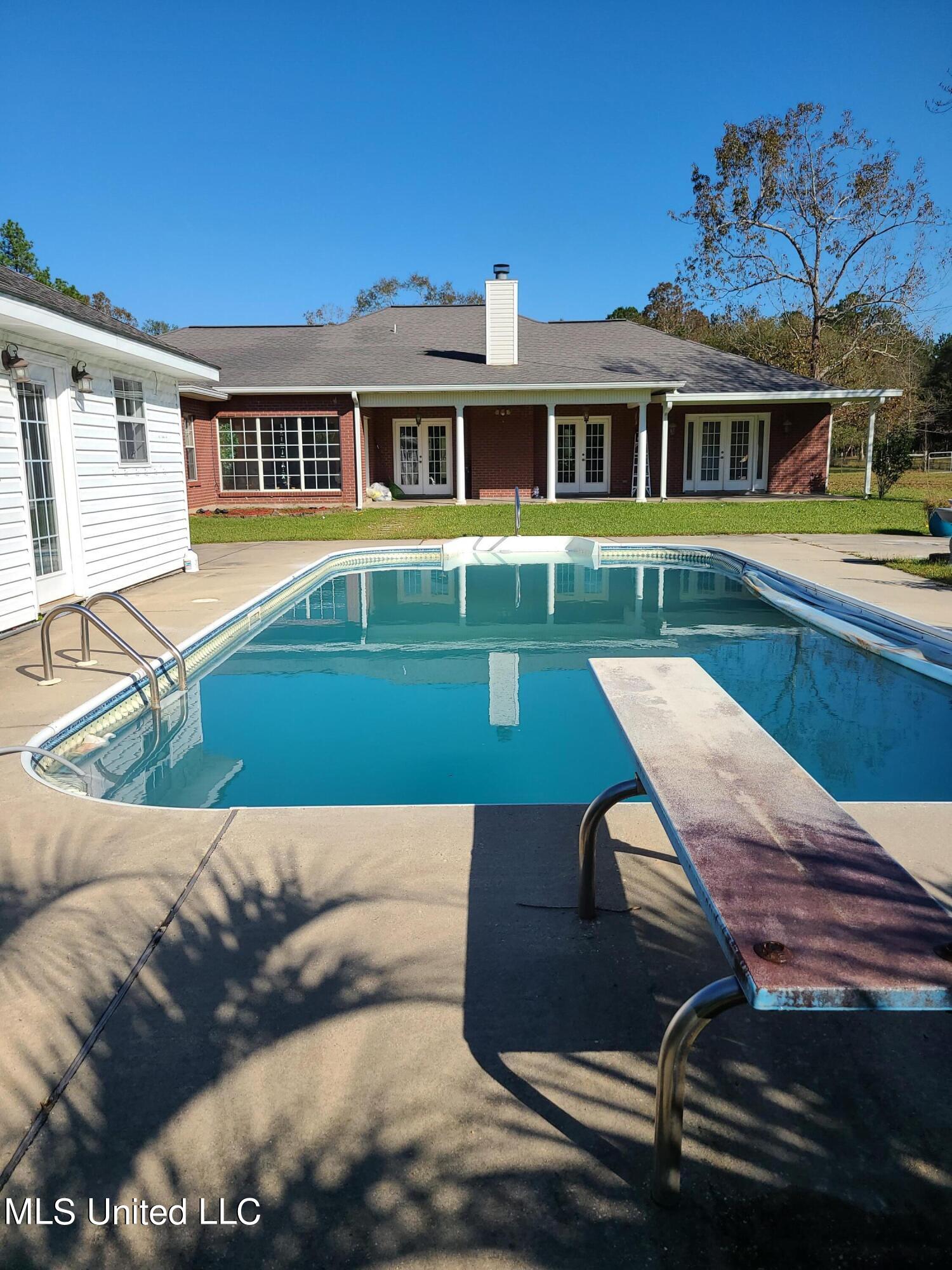 143 Dumas Bailey Road Picayune, MS 39466 - Photo 10 of 16 Pool and pool house