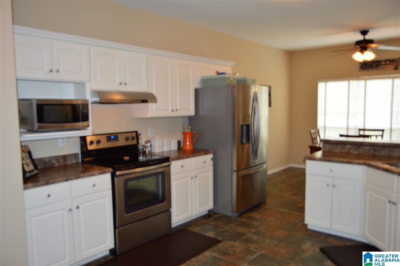 6425 Willow Ridge Circle Gardendale, AL 35071 - Photo 13 of 49