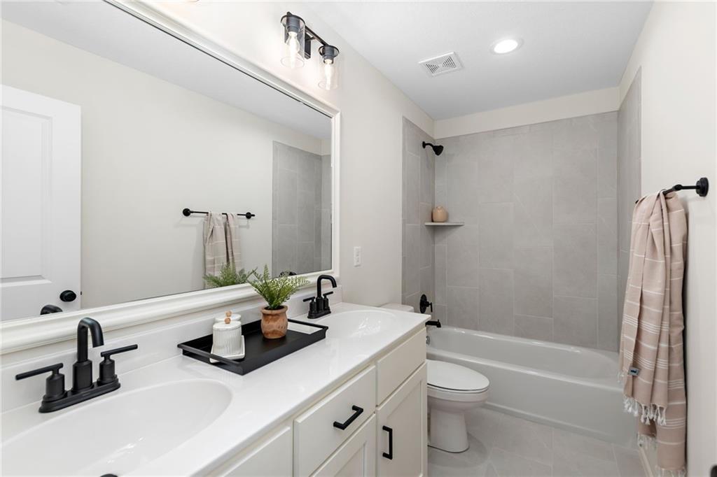 18901 West 193rd Terrace Spring Hill, KS 66083 - Photo 28 of 43