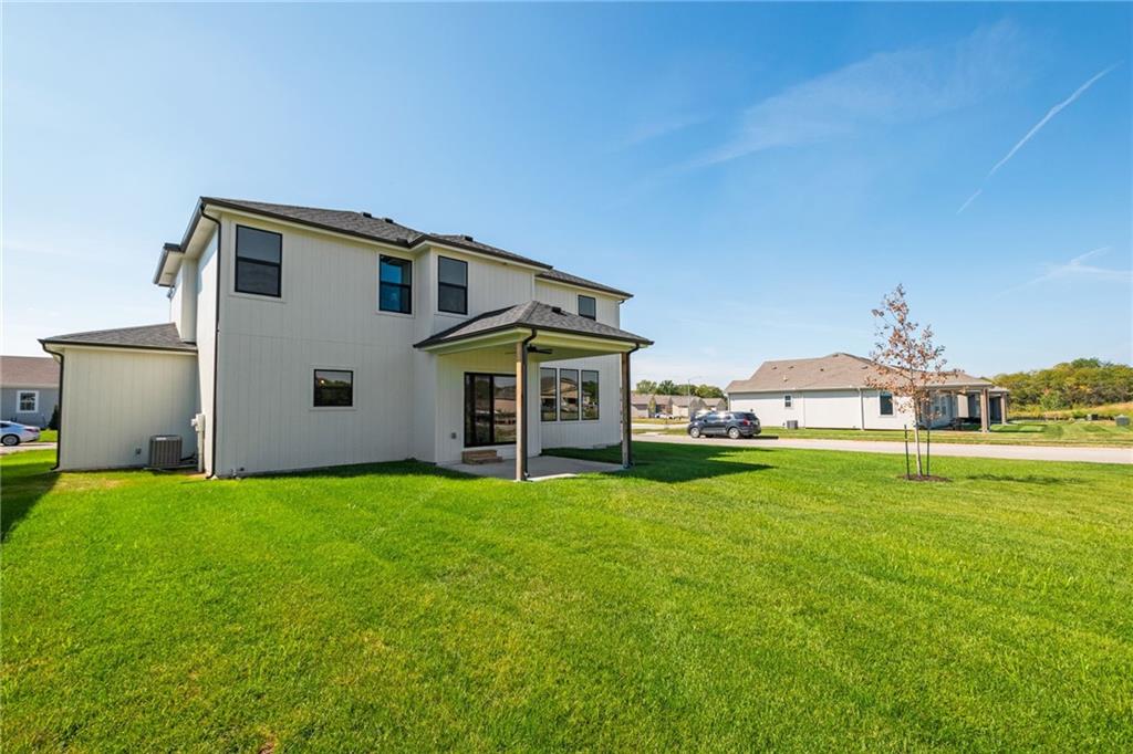 18901 West 193rd Terrace Spring Hill, KS 66083 - Photo 36 of 43