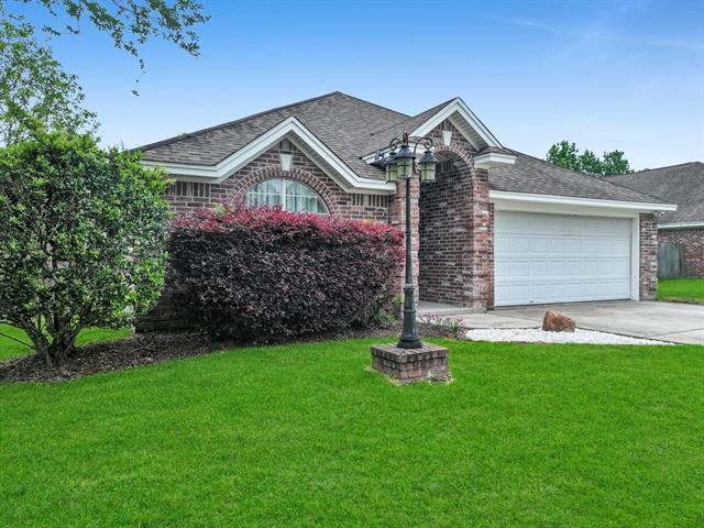 655 Windmill Way Vidor, TX 77662 - Photo 2 of 44