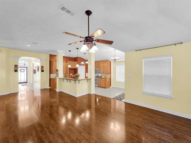 655 Windmill Way Vidor, TX 77662 - Photo 5 of 44