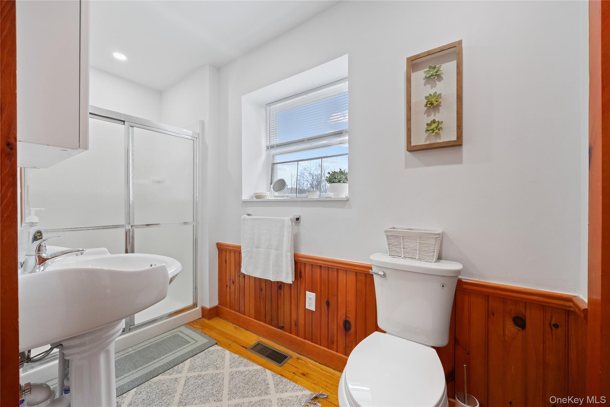 23 Cooley Road Parksville, NY 12768 - Photo 28 of 43 a bathroom with a toilet a sink and a bathtub