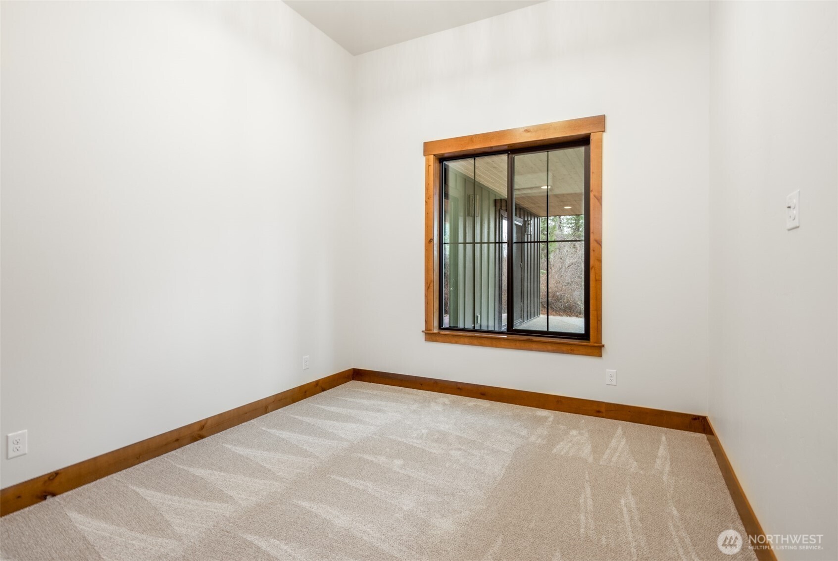 110 Bitterroot Lane Ronald, WA 98940 - Photo 11 of 28 a view of a small space with a window