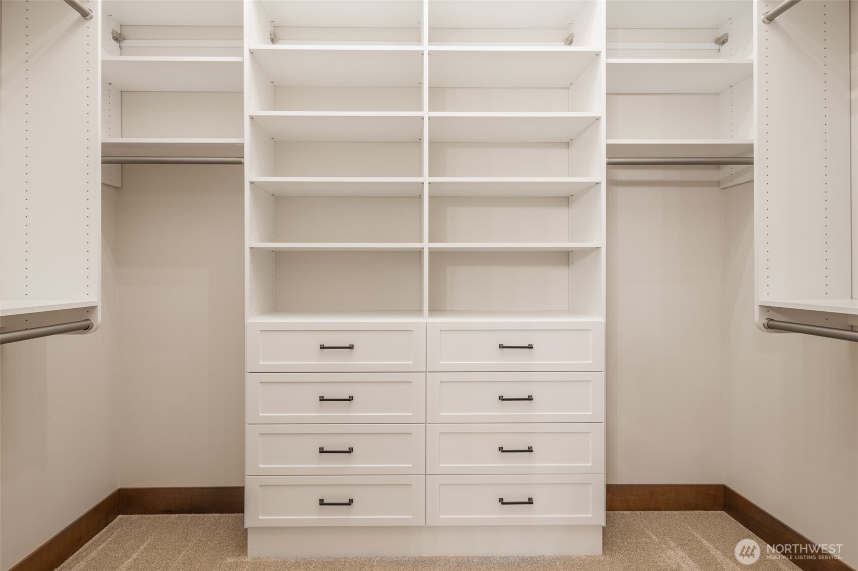 110 Bitterroot Lane Ronald, WA 98940 - Photo 19 of 28 a close up view of a closet