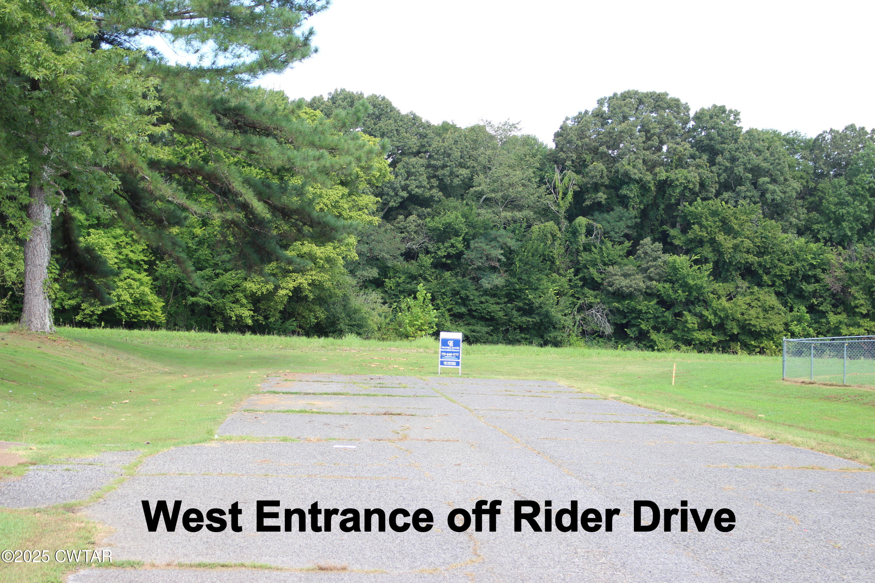 0 Rider Drive Jackson, TN 38305 - Photo 2 of 7 a view of a park