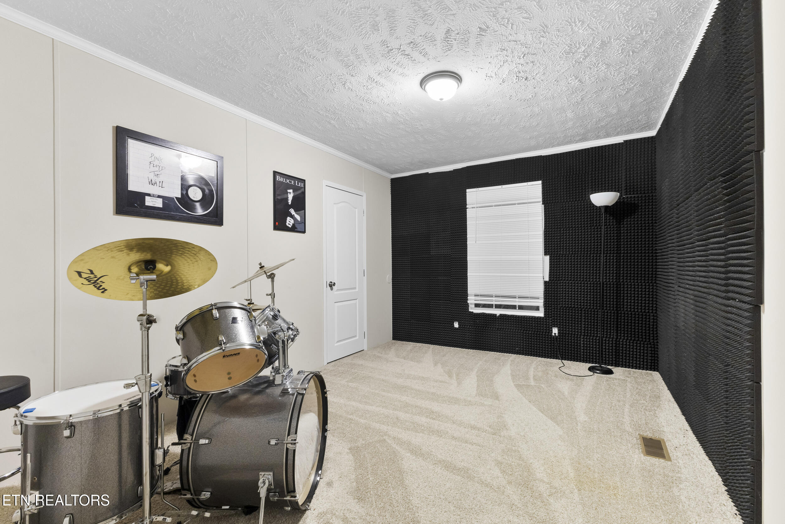 4066 Indian Ridge Road Blaine, TN 37709 - Photo 20 of 23 28_img_1396